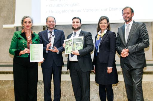  Beim diesjährigen ASRA Award überzeugte die VBV -
Vorsorgekasse als Gesamt- und Kategoriesieger.