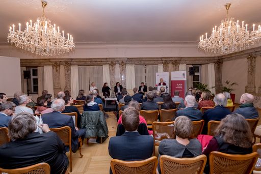 Vorschau Bild von https://www.apa-fotoservice.at/galerie/10807 Großer
Andrang zur Fachdebatte im Festsaal der Volksanwaltschaft