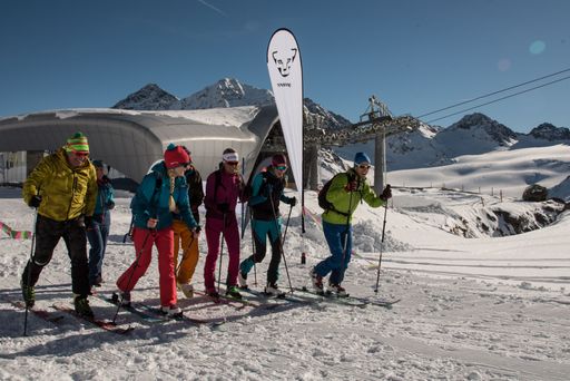  Der DYNAFIT Skitourenpark als neuer Produktbaustein des
bestehenden Skitourenangebot im Pitztal unterstützt optimal das
sportliche Markenversprechen des Dach Tirols.