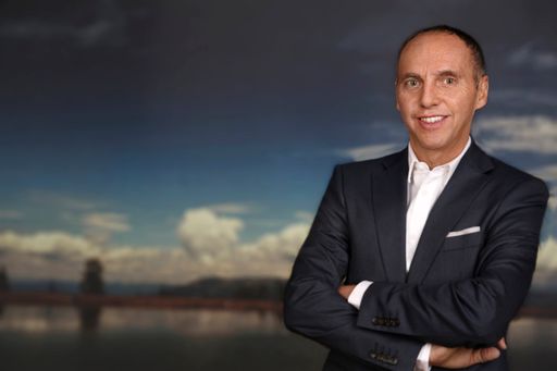 Vorschau Bild von Eckart Mandler, Gründer und Geschäftsführer der
Wanderhotels im Gespräch