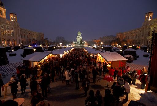 Vorschau Bild von Weihnachtsdorf Maria-Theresien Platz
