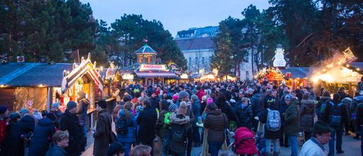 Vorschau Bild von Weihnachtsdorf am Campus der Uni Wien