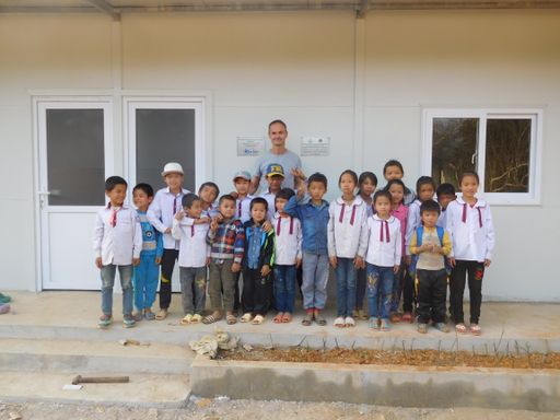 Vorschau Bild von Schuleröffnung im November 2016 in Son La, eine Provinz im Norden
von Vietnam.