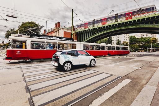 Der Carsharing-Anbieter DriveNow vergrößert seine
Wiener Flotte auf 700 Fahrzeuge und ist damit der größte Carsharer
in der Donaustadt. (C) DriveNow