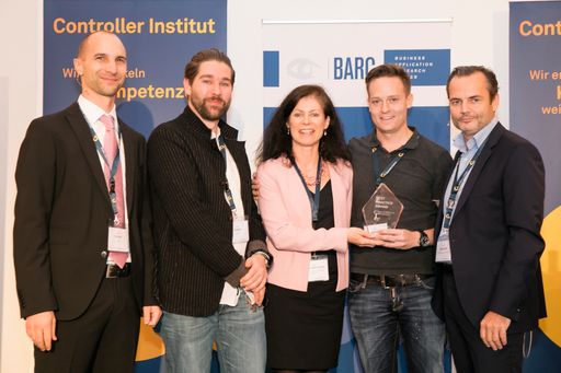  http://www.apa-fotoservice.at/galerie/10966/ Im
Bild vlnr: Robert Tischler (BARC Österreich), Rudolf Felser
(monitor), Christine Wahlmüller-Schiller (OCG), René Giretzlehner
(Runtastic und Gewinner Beste Practice Award), Mirko Waniczek
(Contrast EY Management Consulting)