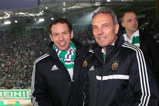  https://www.apa-fotoservice.at/galerie/11350 Im
Bild vlnr: Christoph Peschek (GF SK Rapid Wien) und Michael Krammer
(Präsident SK Rapid Wien)