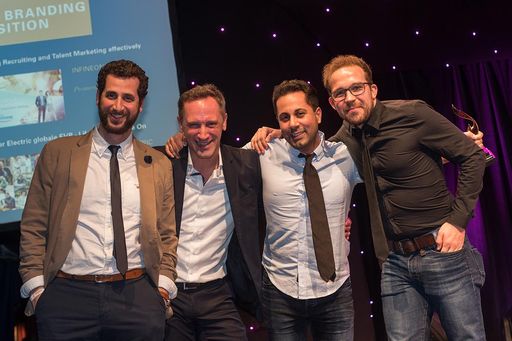  Award-Verleihung an whatchado in Berlin: Martin Babry, Head of
Marketing, Oliver Eger, Head of Client Relations, Jubin Honarfar,
CEO & Co-Gründer, Michael Gaugl, Digital Marketing Manager (v.l.)