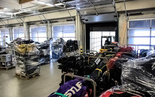 Ski-Weltcup-Saison 2017/2018: Transport von 50
Tonnen Ski-Equipment rund um die Welt.