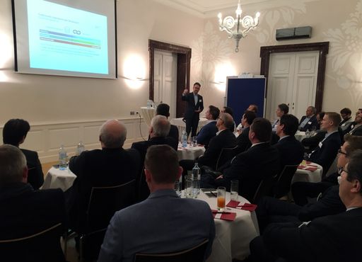 Besonders gut besucht war der 6. Quality Leadership
Circle des Softwarehauses ANECON zum Thema „Blockchain“: 25
IT-Verantwortliche diskutierten, ob die neue Technologie Hype oder
Game Changer für die Zukunft sein wird.