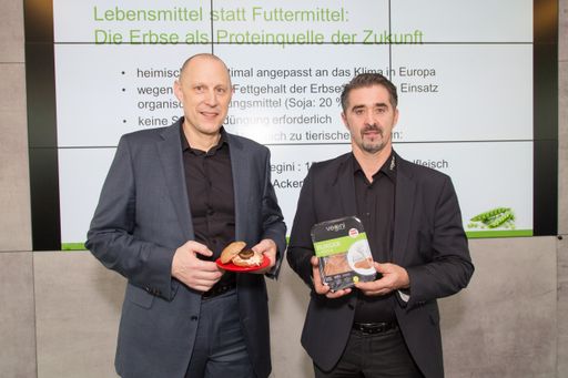  https://www.apa-fotoservice.at/galerie/11142 Im
Bild v.l.n.r.: Dipl.-Ing. (FH)•Andreas Gebhart, Geschäftsführer; Dr.
Johann Tanzer, Geschäftsführer