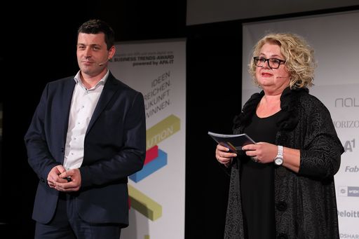 Vorschau Bild von Im Bild die Initiatoren der DBT v.l.n.r.: Alexis
Johann (styria digital one) und Barbara Rauchwarter (APA - Austria
Presse Agentur).