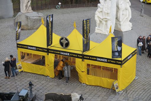 Vorschau Bild von Demonstration/ Es kann immer etwas getan werden/
Hilfe ist moeglich