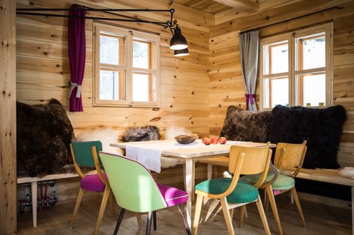 Vorschau Bild von Hollmann am Berg "Hütte Toni" - Stube