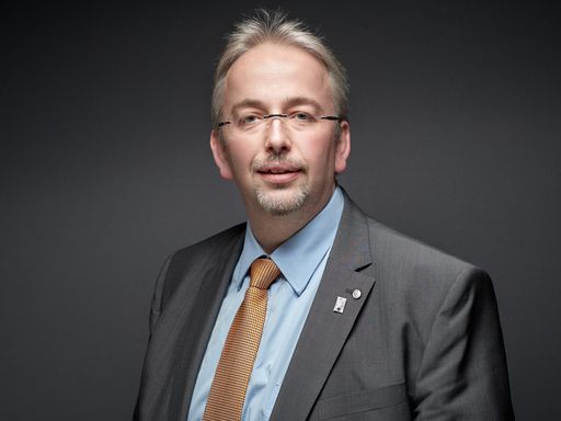 Mag. Franz Moser, neuer Kammeramtsdirektor der
Österreichischen Tierärztekammer