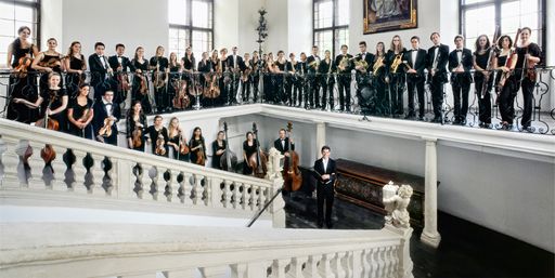 Kammerorchester Modus 21 mit Dirigent Erich Polz