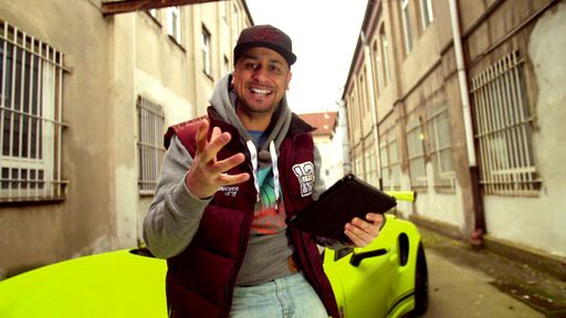 YouTube-Star Jean Pierre Kraemer (Foto) checkt für
GRIP die außergewöhnlichsten Netzfundstücke aus dem
Automobilbereich. "GRIP - Das Motormagazin" am Sonntag, den 14.
Januar 2018 um 18:00 Uhr bei RTL II. © RTL II - Recht zum
Abdruck/Darstellung zeitlich/sachlich beschränkt auf die Bewerbung
der Sendung.