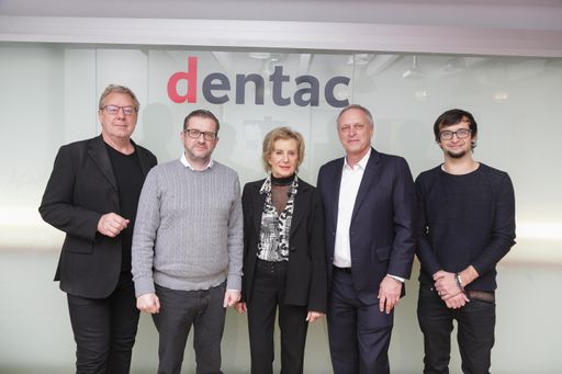 https://www.apa-fotoservice.at/galerie/11890 Im
Bild von links nach rechts: Borut Strukelj, Damir Stajcar, Tamara
Lah Turnsek, Hans Dieter Prentner, Albin Dzafic
