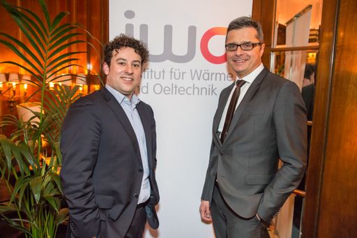 https://www.apa-fotoservice.at/galerie/11410 Im
Bild v.l.n.r.: Mag. Martin Reichard, Geschäftsführer IWO-Österreich;
Fabian Handte, MBA, Vorstandsvorsitzender IWO-Österreich