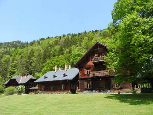  5.412 ha Forstgut der Familie Rothschild wurde
exklusiv durch Bischof Immobilien verkauft!