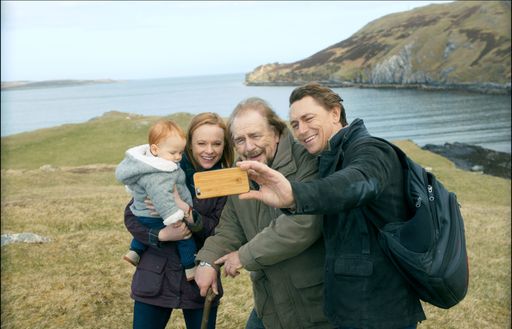 Vorschau Bild von DAS ETRUSKISCHE LÄCHELN / Der neue Film von Arthur
Cohn / Ab 12. April 2018 im Kino