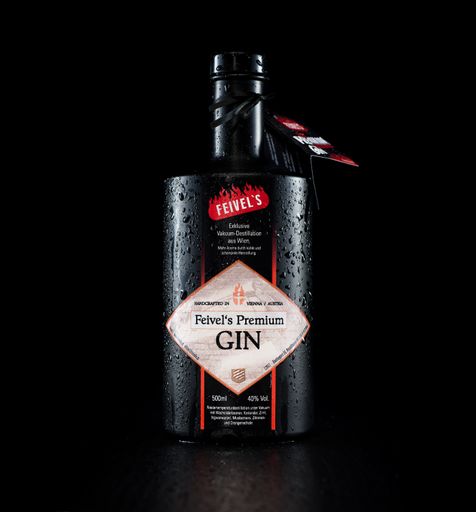  Aus Wien, gänzlich neu und höchst innovativ: Der
Feivels Premium Gin bietet mehr Aroma und eine auffällig neue
Gestaltung.