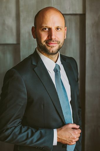 CEO Wolfgang Gomernik