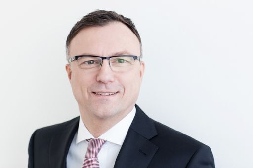  Mag. Günther Binder, neuer CFO für Plasser & Theurer