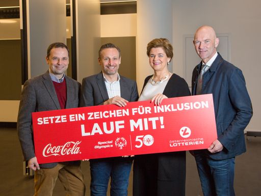  v.l.n.r.: Phillipp Bodzenta, Erich Artner, Bettina
Glatz-Kremsner, Jürgen Winter