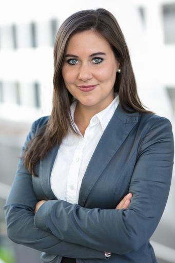  Mag. Katharina Holzinger, FEEI
