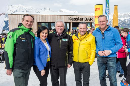 Große Unterstützer und Partner des Antenne SchulSkiTages:
Planai-GF Dir. Georg Bliem, Bildungsdirektorin Elisabeth Meixner,
Landeshauptmann Hermann Schützenhöfer, Antenne-GF Gottfried Bichler,
Bundesminister für Landesverteidigung Mario Kunasek