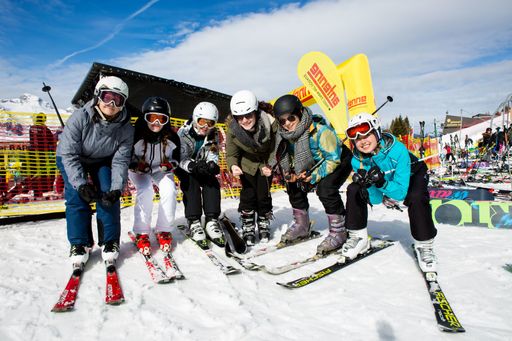 Vorschau Bild von Fun & Action für die tausenden steirischen Kids war bei perfekten
Wetter- und Pistenverhältnissen garantiert