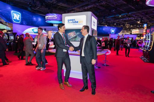 Kresimir Spajic, Senior Vice President Online
Gaming, Hard Rock International und Seminole Gaming und Mag. Thomas
Graf, Technologievorstand von NOVOMATIC und Greentube-CEO.