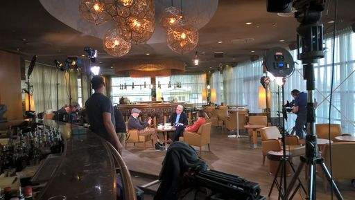Vorschau Bild von Aufzeichnung der ORF 2 Sendung les.art in der SKY Bar