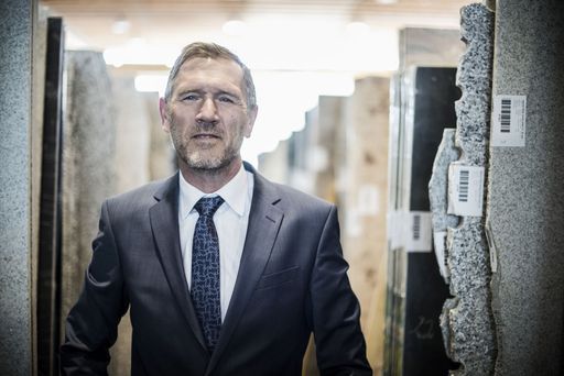  Geschäftsführer Komm.-Rat Johannes Artmayr,
STRASSER Steine.