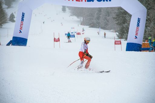 Vorschau Bild von 127 Kids zwischen vier und zwölf zeigten
Traumzeiten auf der 925 Meter-Rennstrecke.