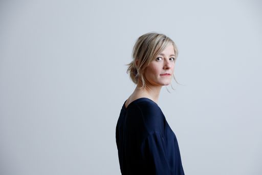 Vorschau Bild von Nana Siebert, 40, entwickelt aufwendige
Langzeit-Projekte und Storytelling-Formate und ist für die
zahlreichen Magazine der STANDARD-Redaktion zuständig.
