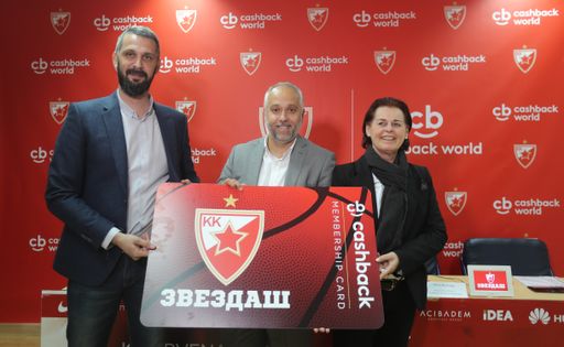  Filip Sunturlić, Marketing Director KK Crvena
zvezda, Vladan Bućković von der Cashback World und Silvia Kelemen
Weihs, Head of PR Cashback World International, freuen sich über die
Kooperation (v.l.n.r.).