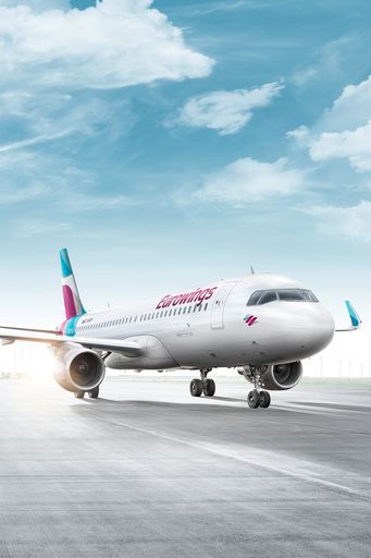 Vorschau Bild von Eurowings-Flugzeug auf Landebahn