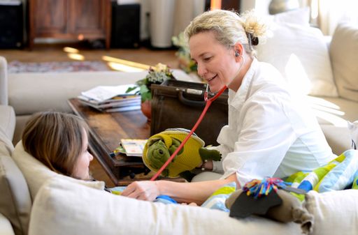 Vorschau Bild von Hausbesuch Kinderhospiz MOMO