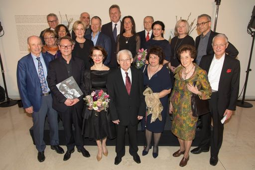  https://www.apa-fotoservice.at/galerie/11655 Wien.
Das Leopold Museum eröffnete am Donnerstag, dem 12.4.2018 die große
Zoran Mušič Schau "ZORAN MUŠIČ Poesie der Stille", die umfassendste
Retrospektive zum Werk des Ausnahmekünstlers. Die Reden zur
feierlichen Eröffnung hielten der slowenische Kulturminister Anton
Peršak, Leopold Museum Direktor Hans-Peter Wipplinger sowie
Co-Kurator Ivan Ristić.