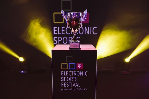 Vorschau Bild von ESF Pokale und Sieger 2018