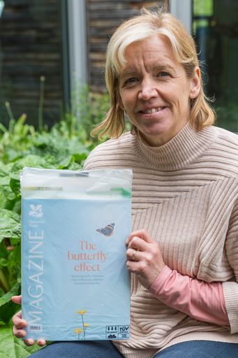 "Wir nutzen jede Gelegenheit, unseren Einsatz nicht
erneuerbarer Ressourcen zu minimieren und die Entstehung von Abfall
möglichst zu vermeiden.“, schildert Lizzy Carlyle, Leiterin des
Bereichs Umweltpraktiken (Head of Environmental Practices) beim
National Trust, deren Motivation.