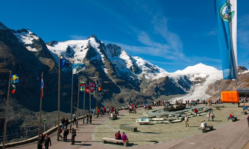 Kaiser-Franz-Josefs-Höhe (2.369 m) mit Blick auf
Großglockner und Pasterzengletscher