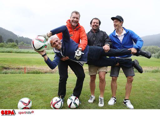Vorschau Bild von NASSFELD,AUSTRIA,08.JUN.18 - SPORTHILFE - Charity
Golf Trophy. Image shows Armin Assinger, Claus Breulmann, Stefan
Thurnbichler and Michael Konsel..Photo: GEPA pictures/ Andreas
Pranter
