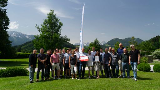Vorschau Bild von faircheck Schadenregulierer mit den erhaltenen
Auszeichnungen von Quality Austria bei der alljährlichen KONfairENZ
in Windischgarsten.