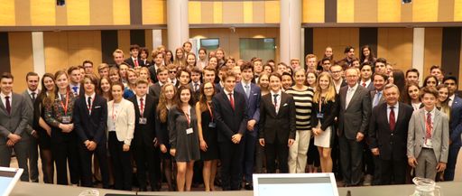  Gruppenfoto aller TeilnehmerInnen, Ehrengäste und Mitwirkenden
von MEPxAustria
