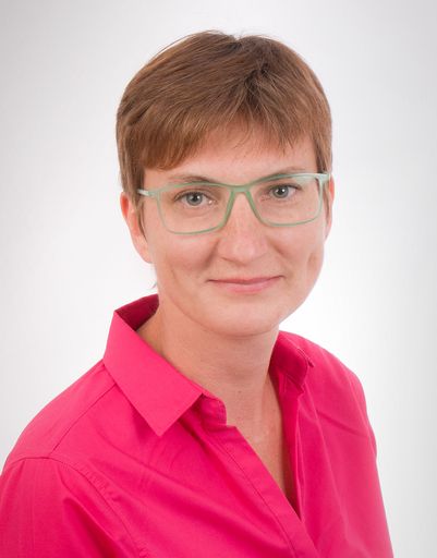  Dr.sc. Stephanie Warnke-De Nobili (43) ist bei der NE | Brockhaus
als Head of Content eingestiegen.