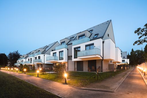 Vorschau Bild von HaymoLiving, Haymogasse 14, 1230 Wien Projektart:
Eigentumswohnungen Projektgröße: 4.003 m² Anzahl der Wohnungen: 46
Fertiggestellt: Juli 2017