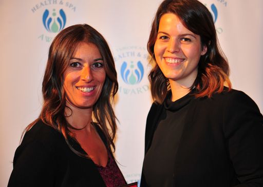 Vorschau Bild von Die mit dem 3. Preis in der Kategorie Best Spa
Innovation – Cosmetic beim European Health & Spa Award 2018
ausgezeichnete LIVINCARE Tee-Kollektion besteht aus 8 Teemischungen
mit ausgewählten Kräutern. Sie fördert die Entschlackung, regt die
Harmonisierung an und erhöht die Lebensqualität.