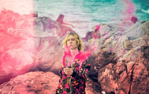 Vorschau Bild von René Mühlberger kommt mit seinem neuen Projekt
Pressyes zum diesjährigen Waves Vienna Festival.